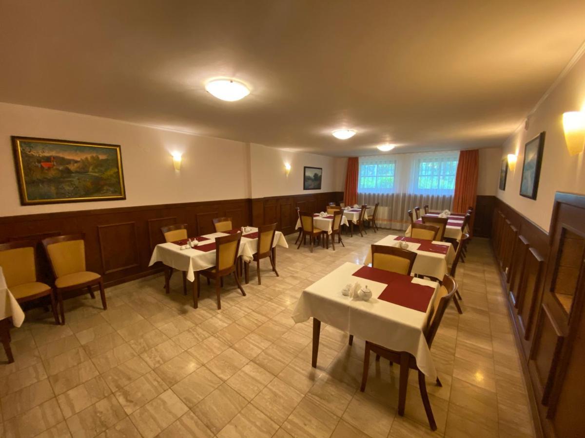 קריניצה זדרוי Hotel Grant מראה חיצוני תמונה