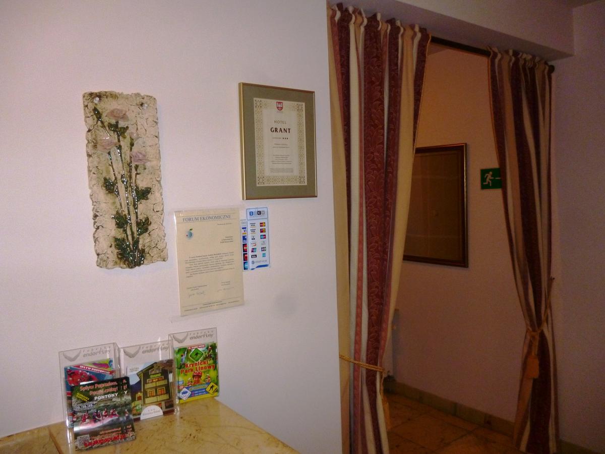 קריניצה זדרוי Hotel Grant מראה חיצוני תמונה